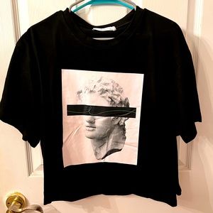 By Egreis Cesar Tee Medium NWT